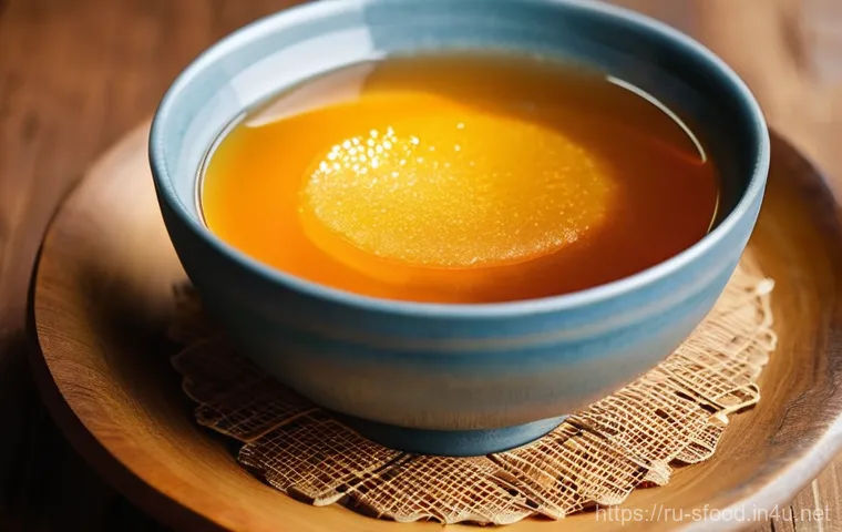 부산 씨앗호떡과 서울 꿀호떡 비교 - **Prompt 1: Busan Ssiat Hotteok in a Winter Street Scene**
    "A close-up shot of a freshly prepare...